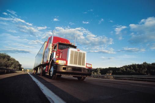 Fleet Truck with Optimized Enterprise Mobility Solution